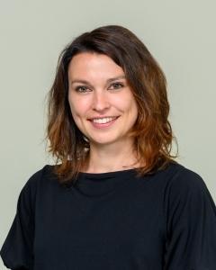 Dr Anne Hemkendreis
