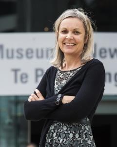 Associate Professor Lee  Davidson