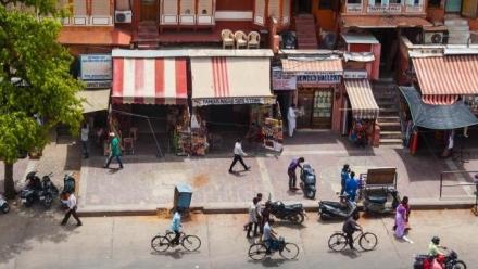 Circulating Goods, Circuits of Caste: Cargo-cycling in Urban India 